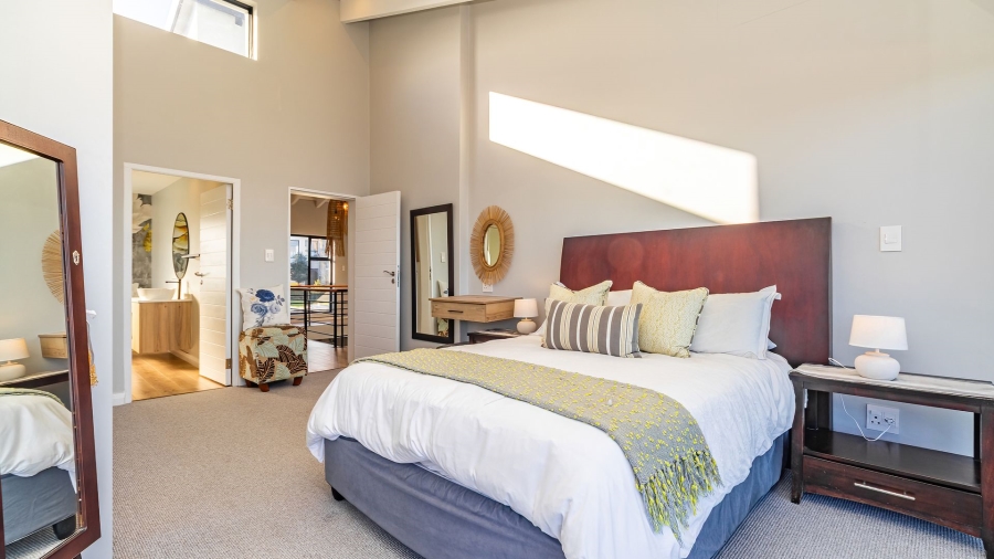 4 Bedroom Property for Sale in Oubaai Western Cape